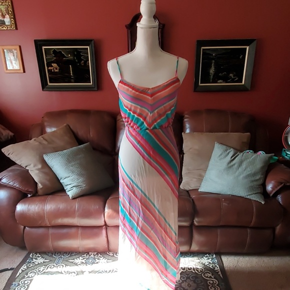 HeartSoul Dresses & Skirts - Maxi dress HeartSoul Dresses & Skirts - Maxi dress